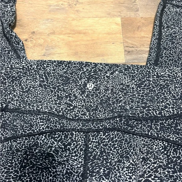 Lululemon Black Gray Speckled High Rise Leggings Size 6 | 25” Inseam - Picture 5 of 5